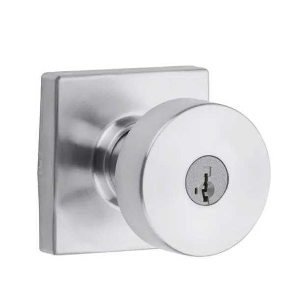 Kwikset: Pismo Entry Door Knob with Square Rose / Polished Chrom / with SmartKey Technology